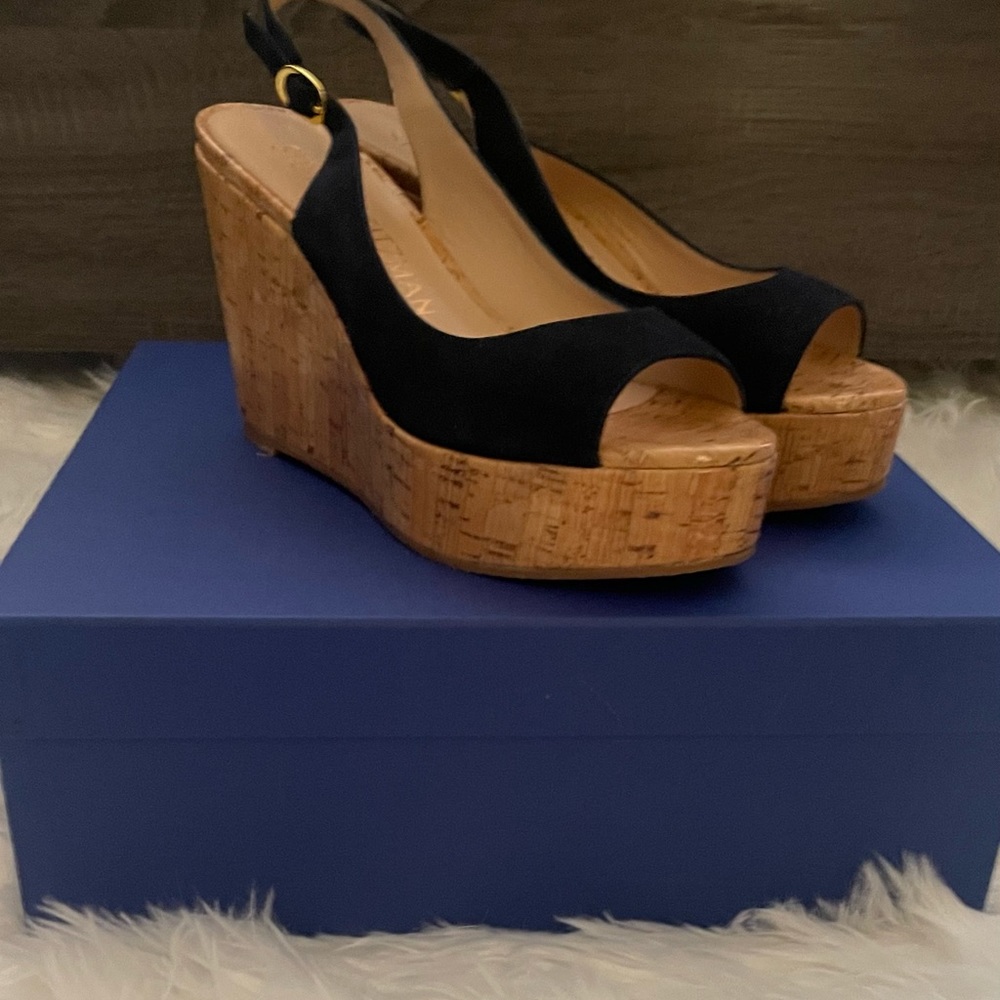 NEW ❤️ Never worn Stuart Weitzman Dark Blue suede